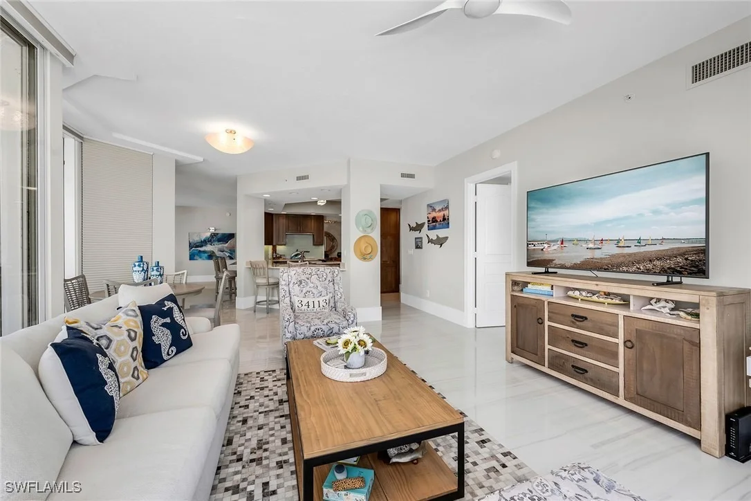 Photo of Unit 306 at 700 La Peninsula Boulevard