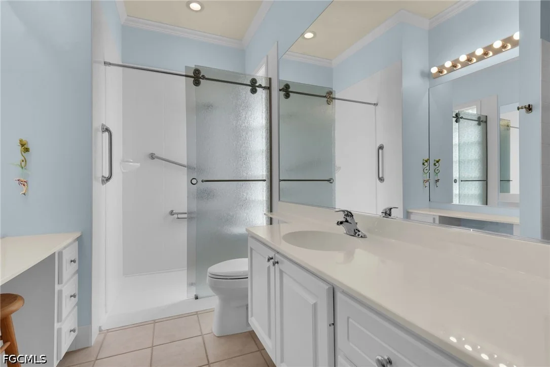 Photo of 5843 Charlton Way