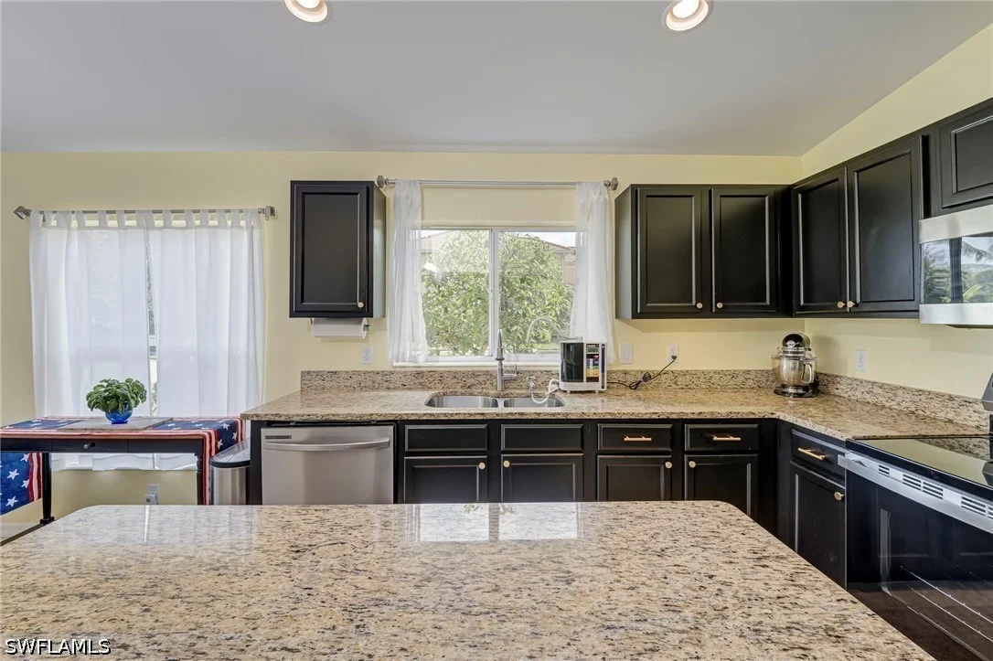 Photo of 4149 Madison Street