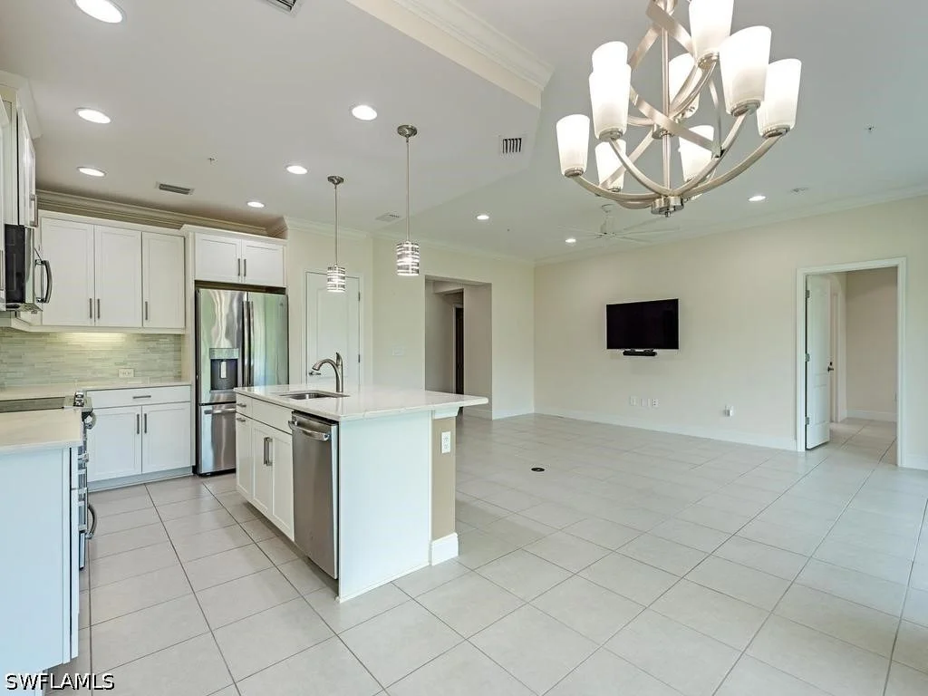 Photo of Unit 803 at 6960 Avalon Circle