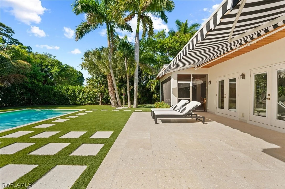 Photo of 1949 ALAMANDA Drive