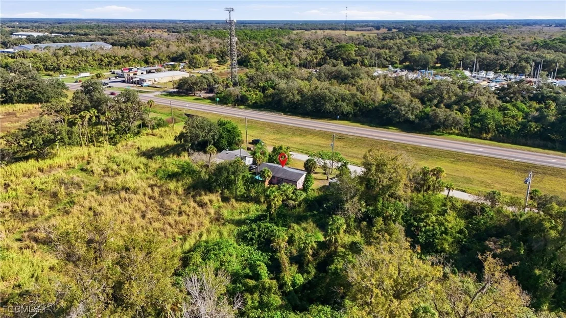 Photo of 829 N Bridge Street