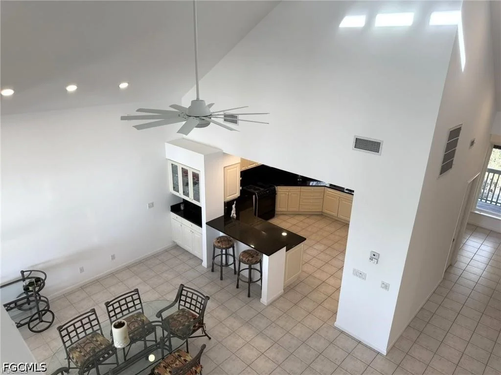 Photo of 484 Gulf Bend Drive