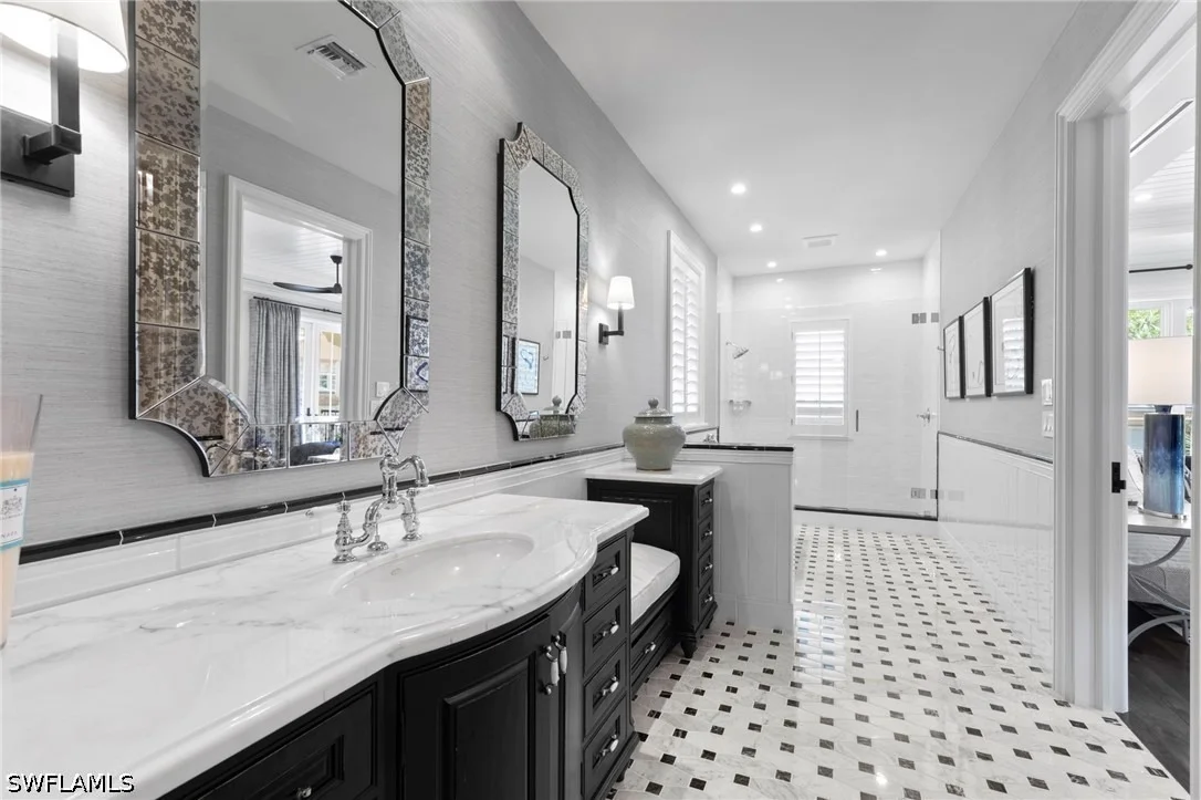Photo of 3675 Gordon Drive