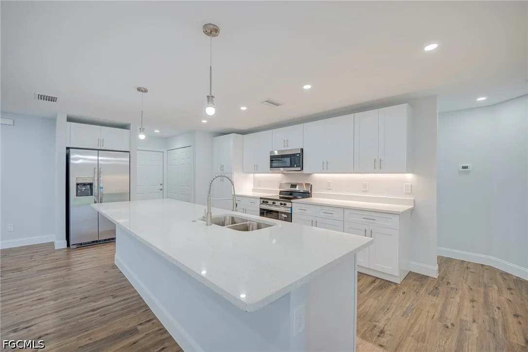 Photo of 3111 Sunshine Boulevard
