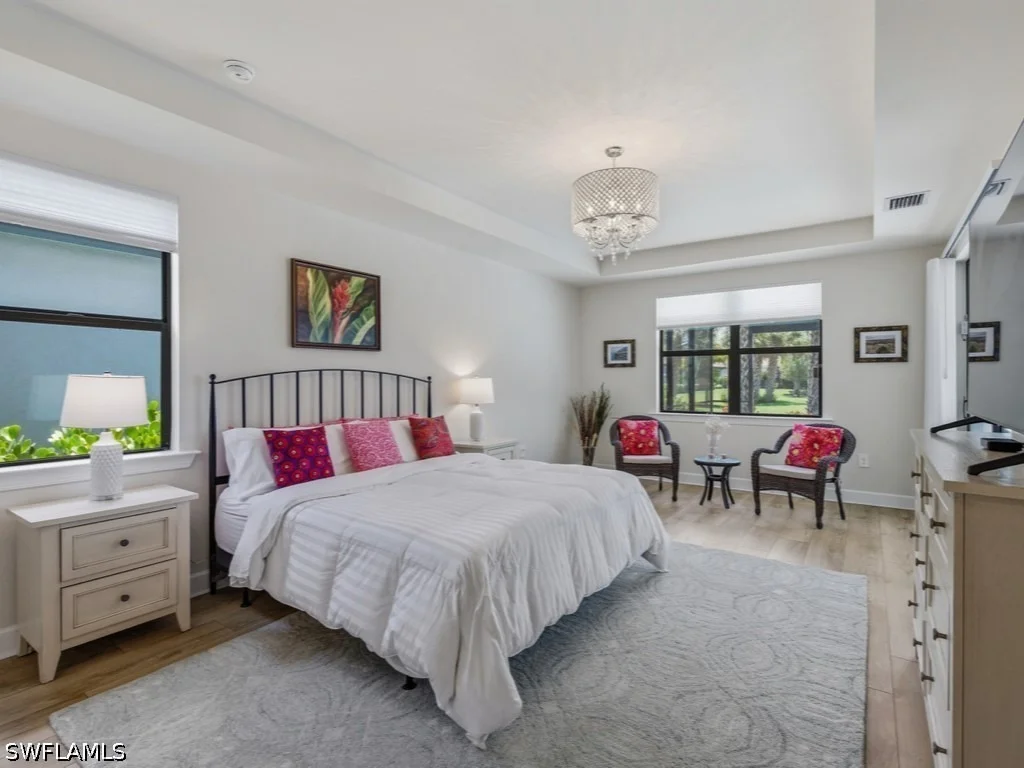 Photo of 4010 E Hampton Circle