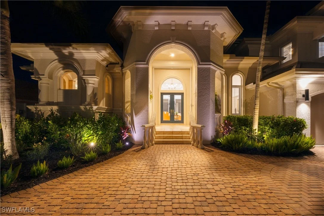 Photo of 447 Egret Avenue