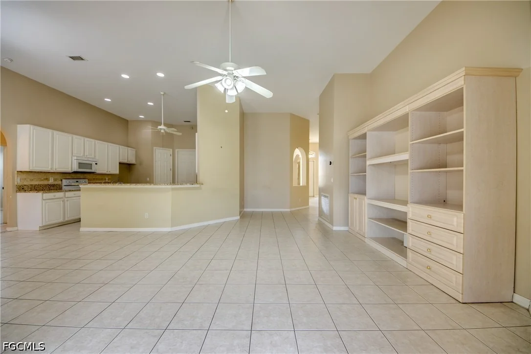 Photo of 8904 Baytowne Loop