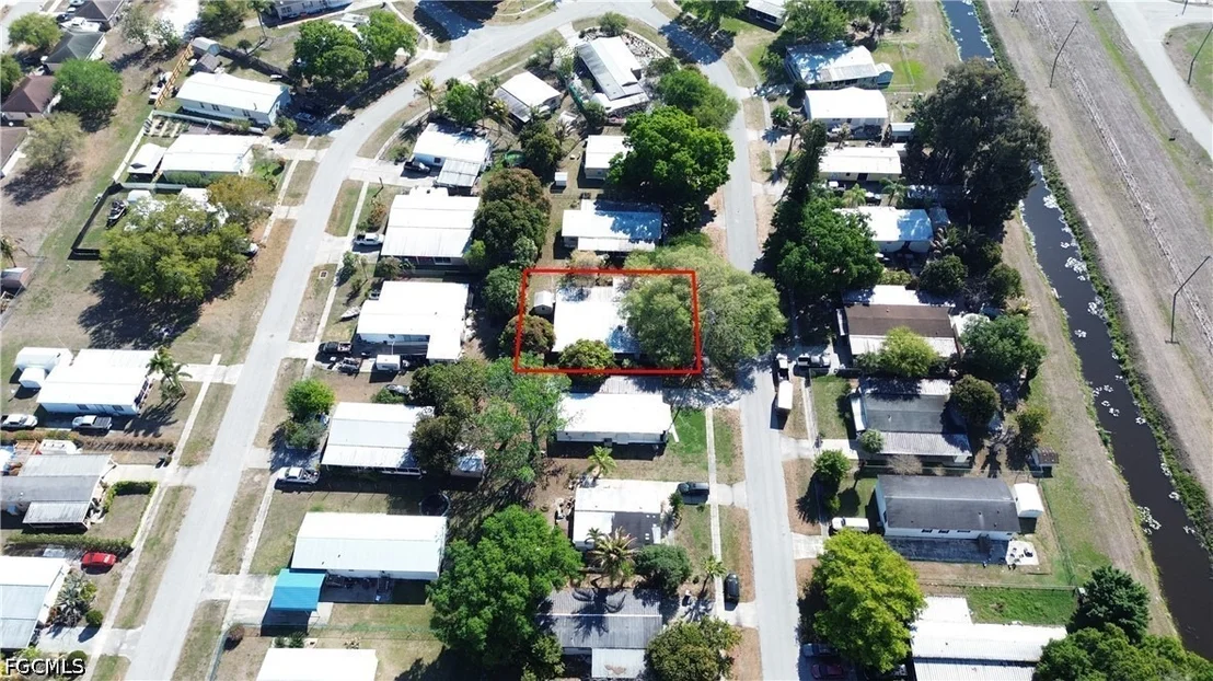 Photo of 613 Sabal Avenue