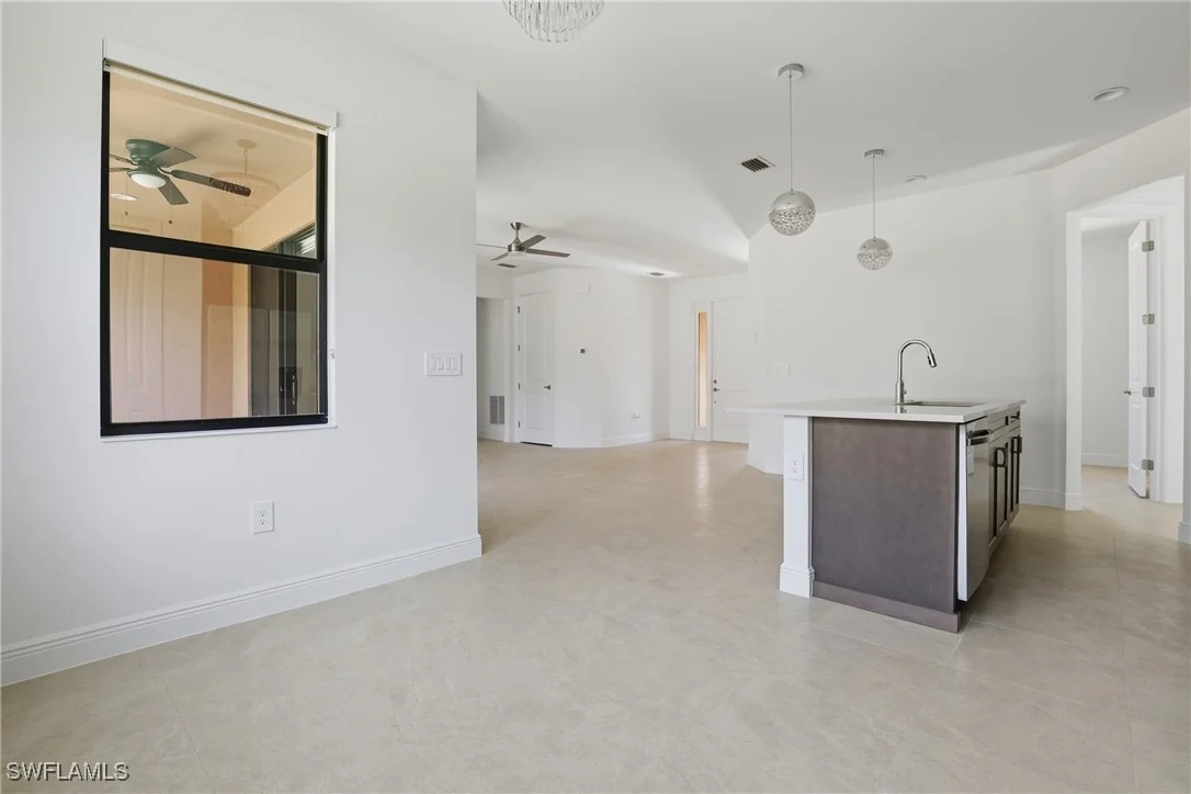 Photo of 2167 Della Drive