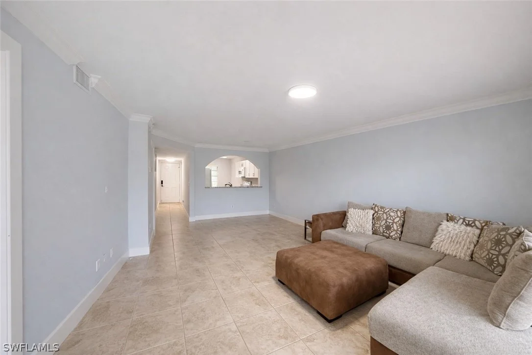 Photo of Unit E104 at 534 Augusta Boulevard