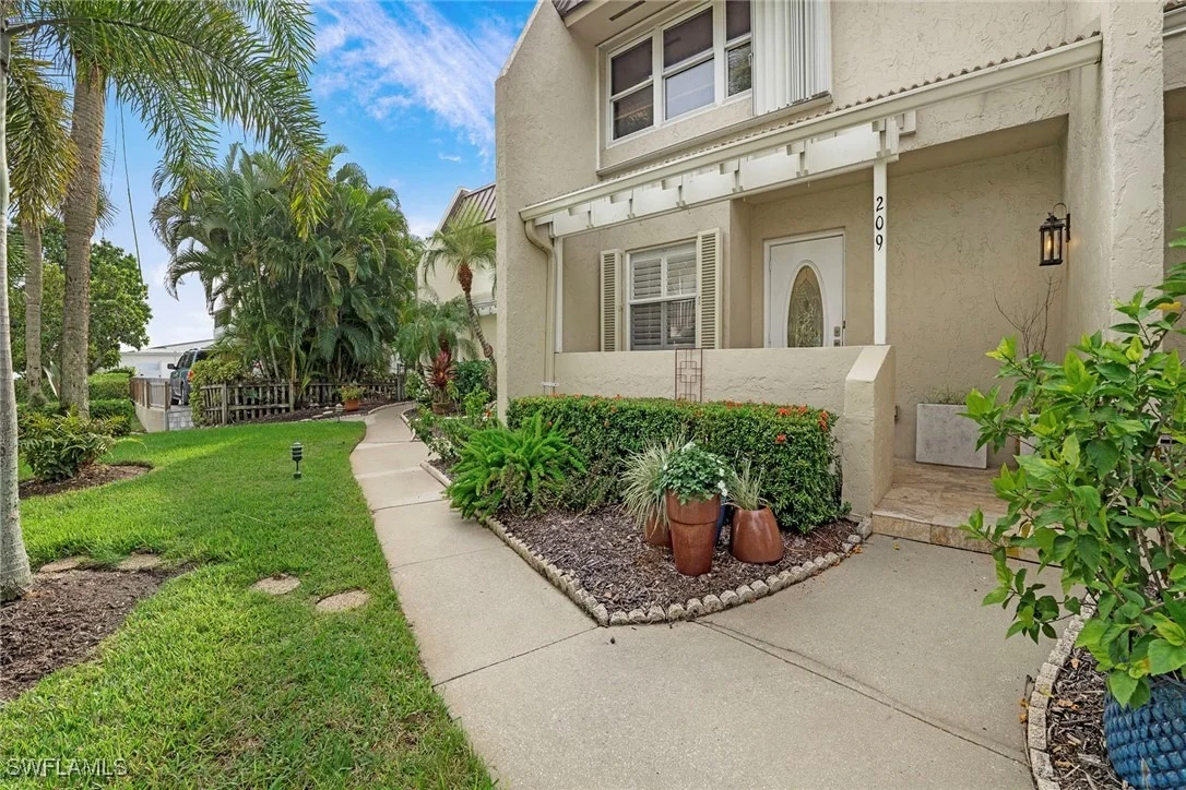 Photo of Unit 209 at 800 River Point Drive