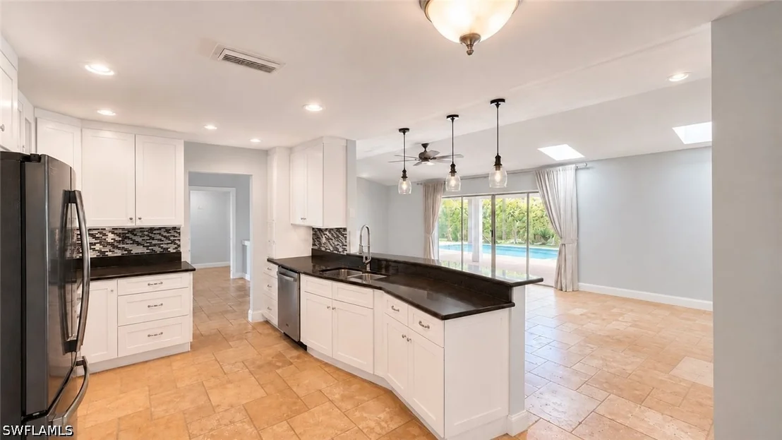 Photo of 1089 Nottingham Drive