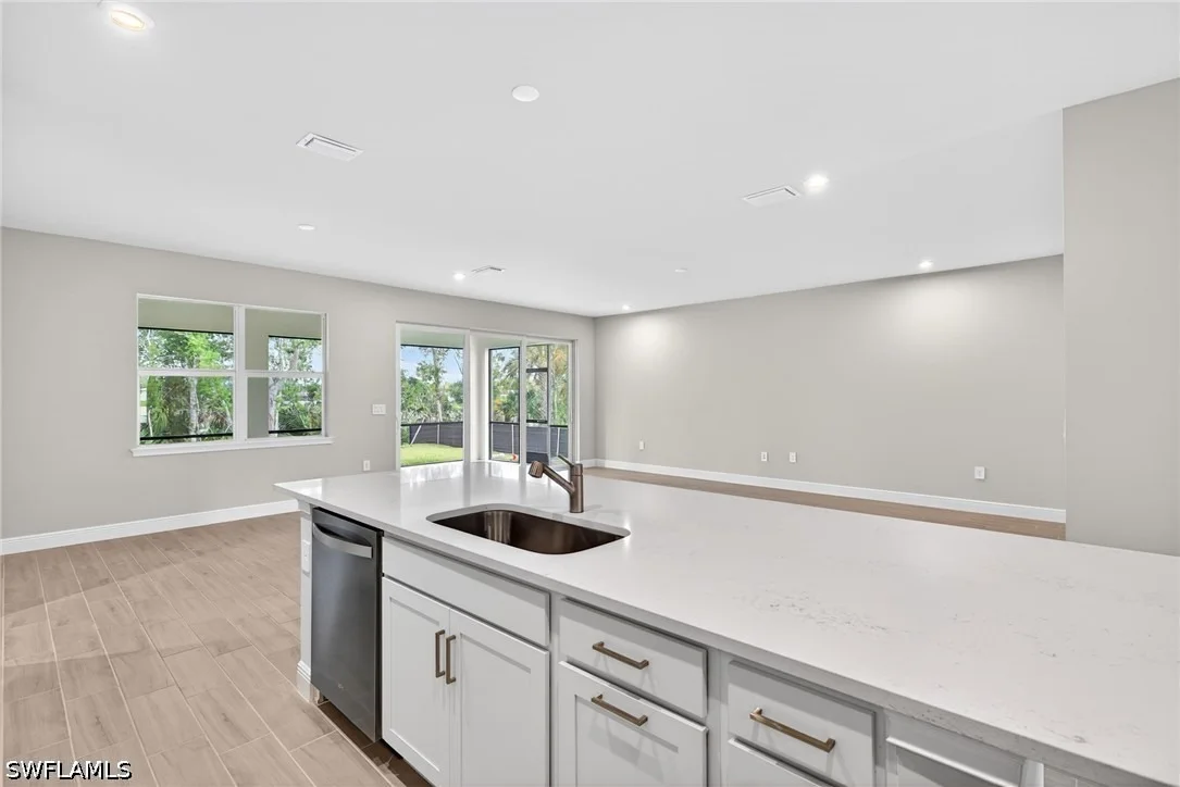 Photo of 1833 Summerlit Avenue