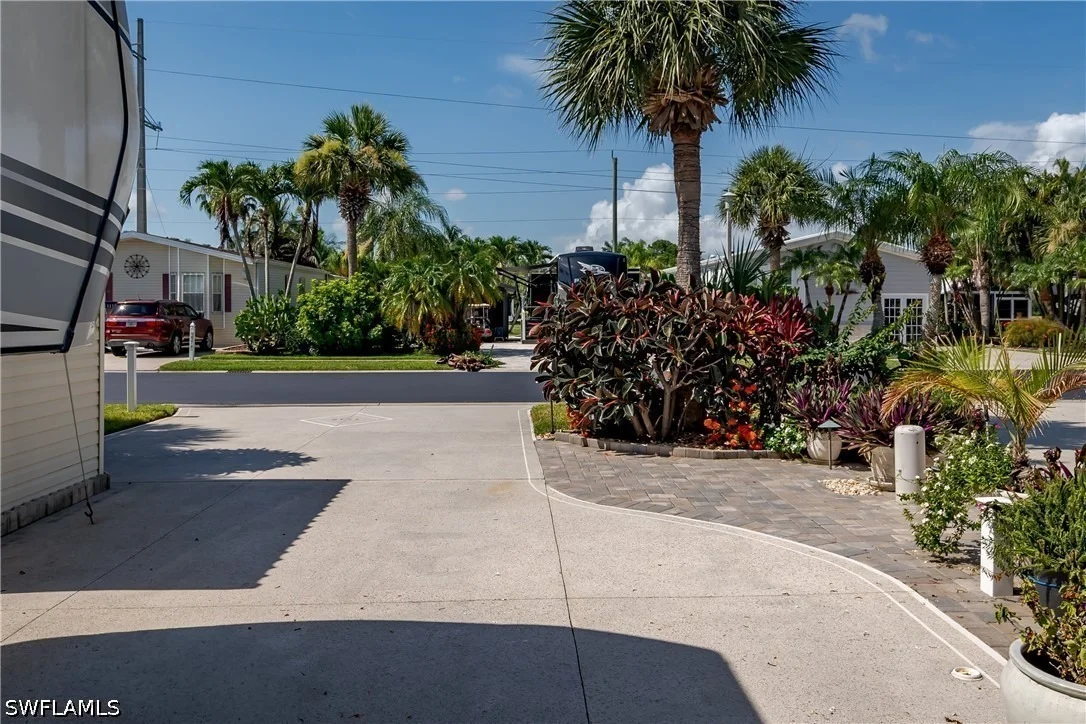 Photo of 1146 Silver Lakes Boulevard