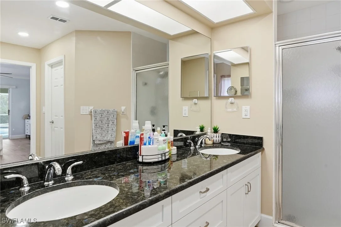 Photo of 272 Johnnycake Drive