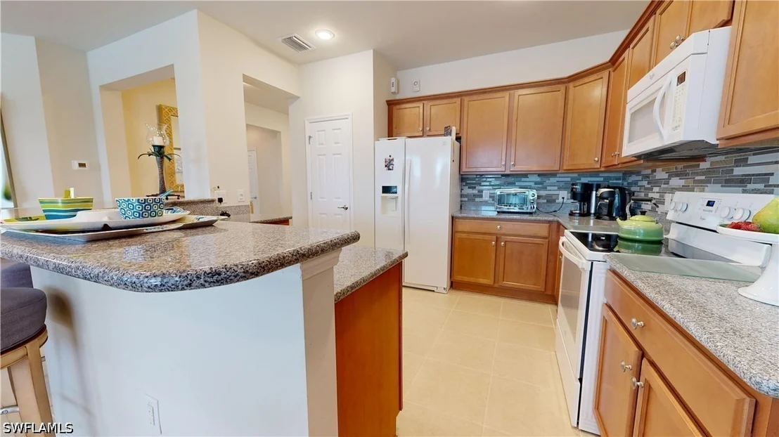 Photo of 5937 Constitution Street