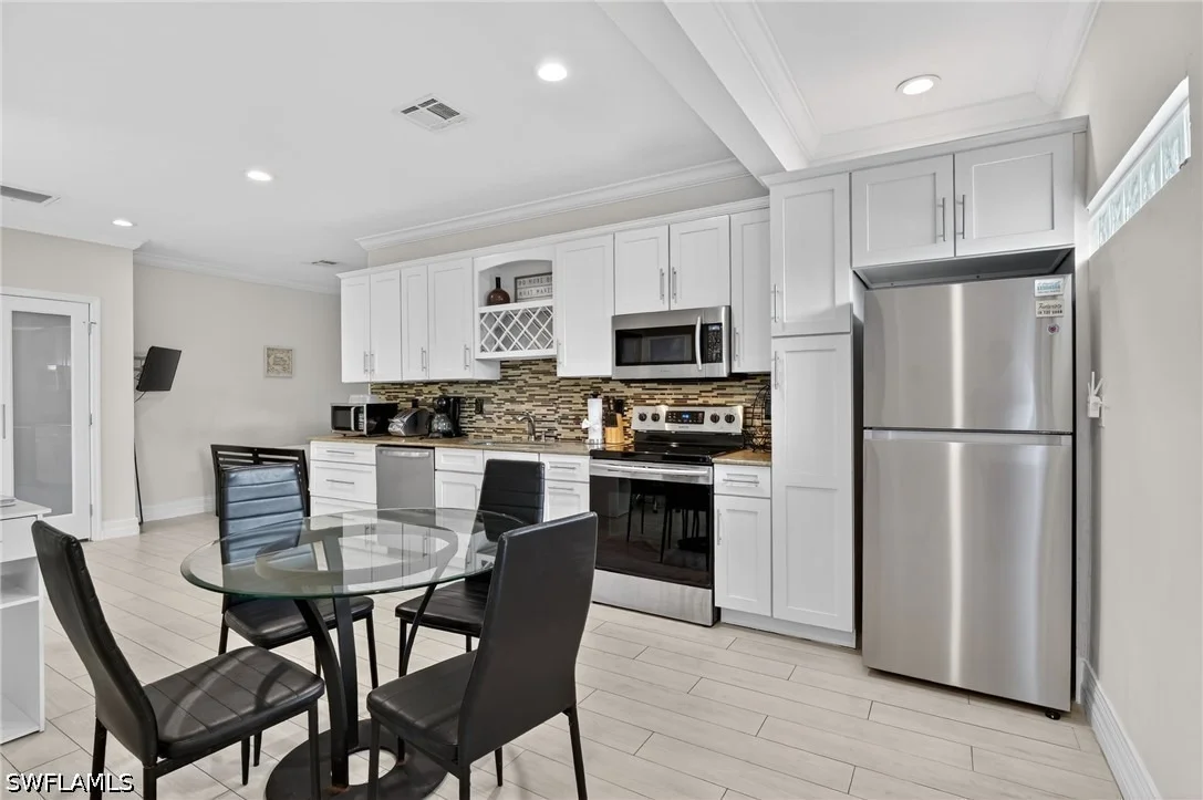 Photo of 533 98th Avenue N