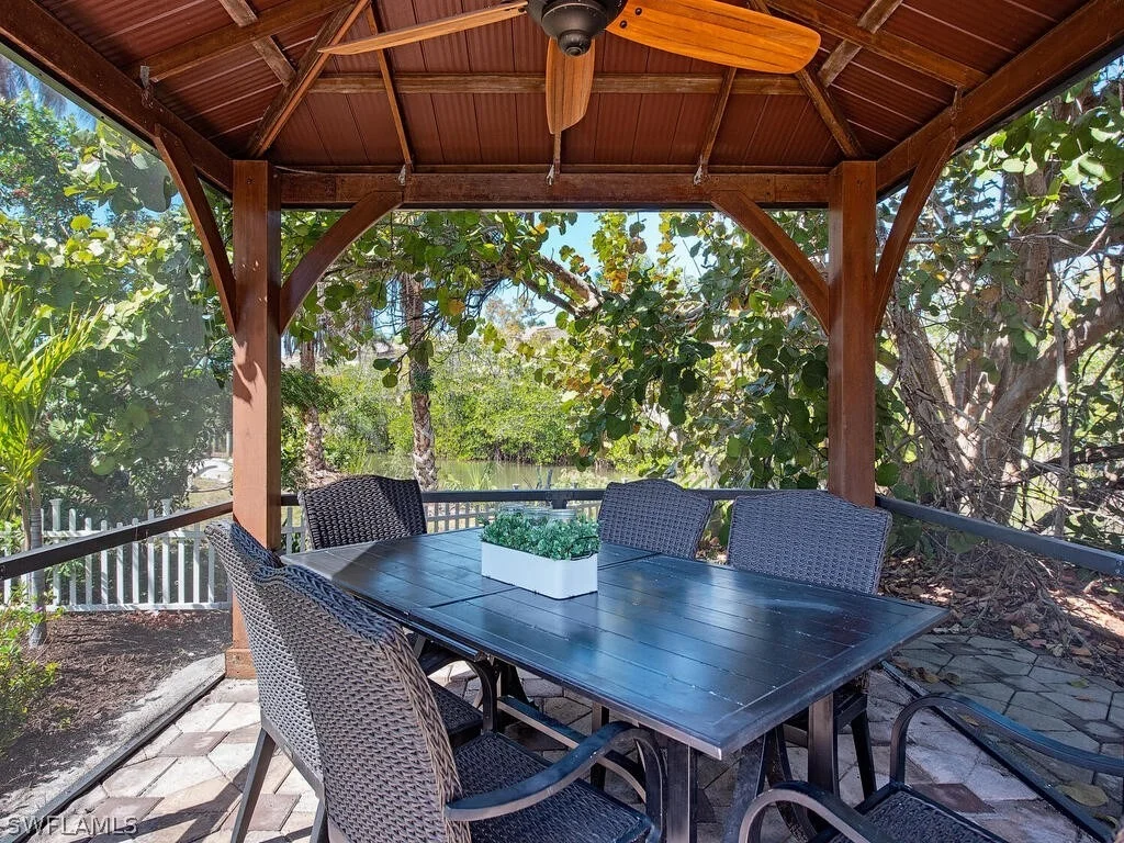 Photo of 3165 Lakeview Drive