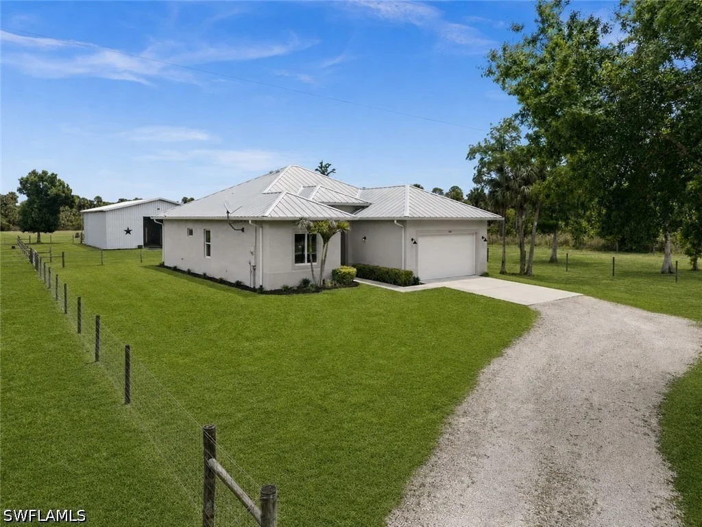 Photo of 1960 Moulder Drive