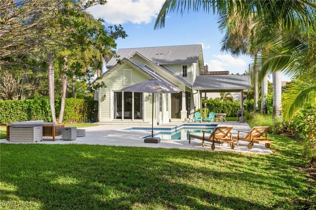 Photo of 572 7th Avenue N