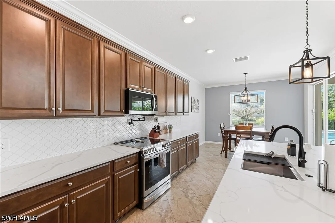 Photo of 2175 Vermont Lane