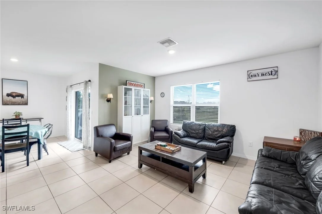 Photo of 4180 68th Avenue NE