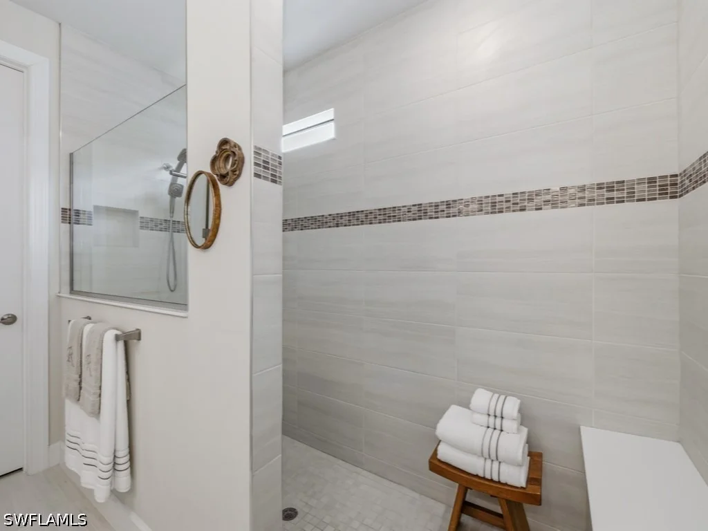 Photo of 4010 E Hampton Circle