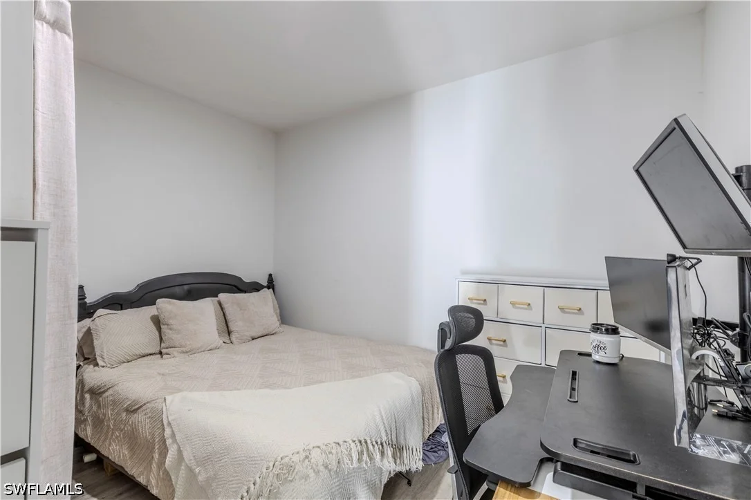 Photo of 106 Starview Avenue