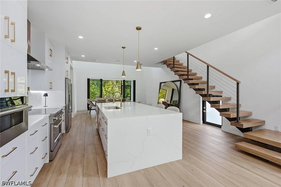 Photo of 3384 Canal Street