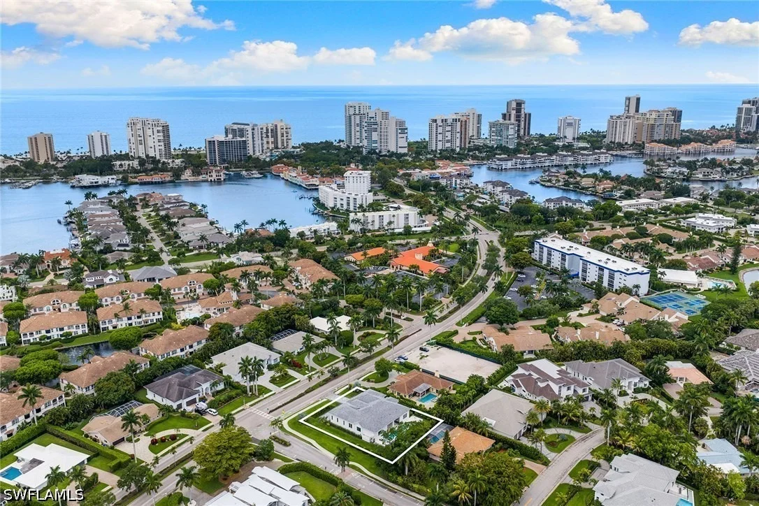 Photo of 623 Park Shore Drive