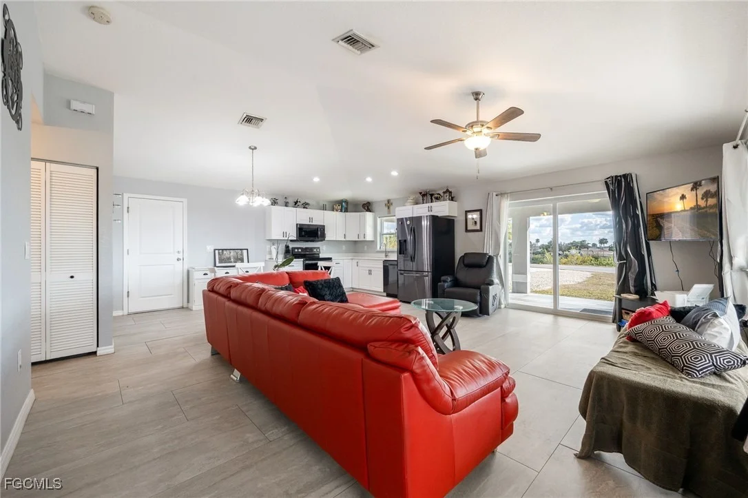 Photo of 1053 Lock Lane SW