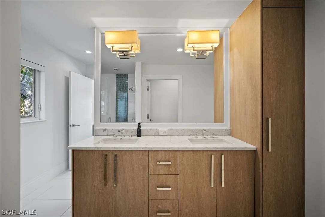 Photo of 266 Egret Avenue
