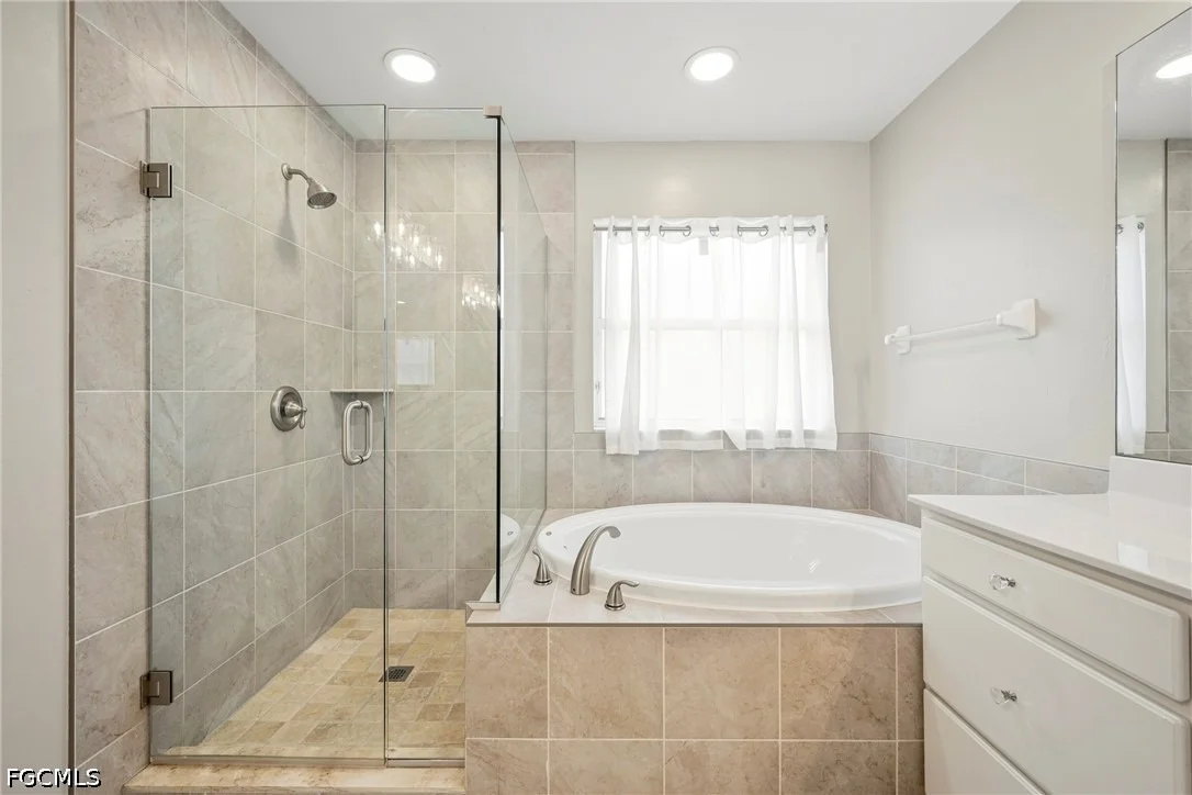 Photo of Unit 4 at 9724 Foxhall Way