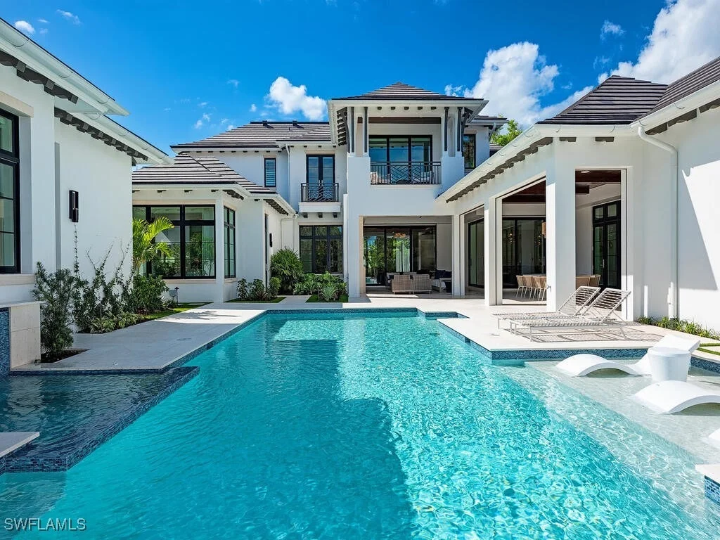 Photo of 1795 Gordon Drive