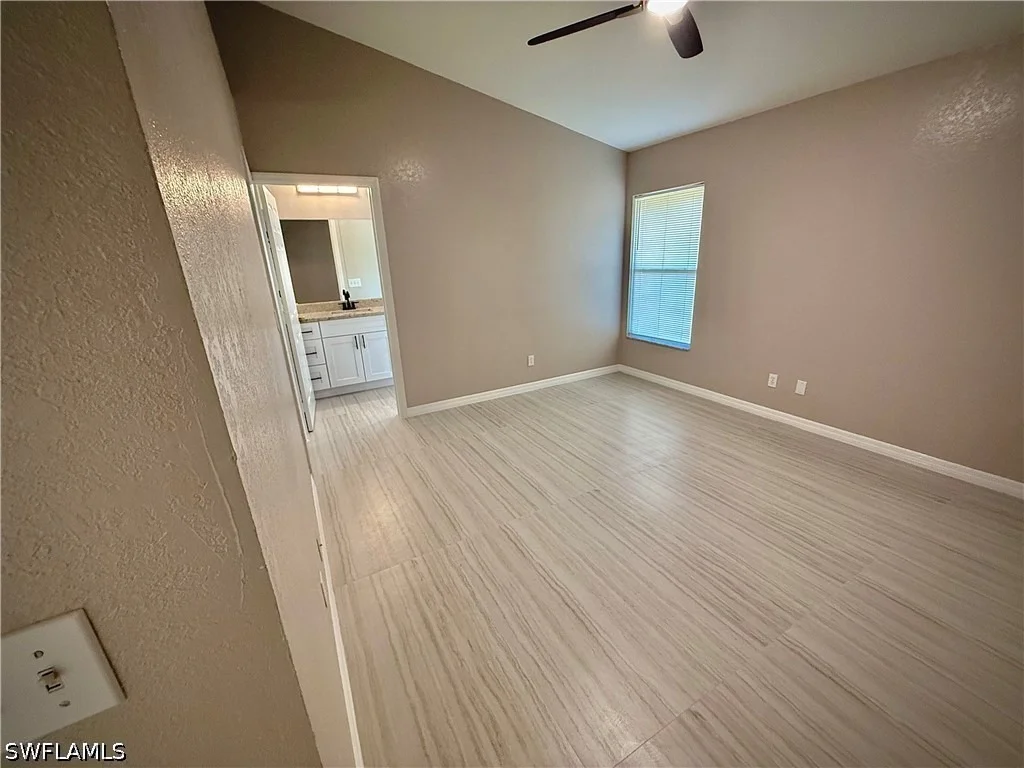 Photo of 241 8th Street SE