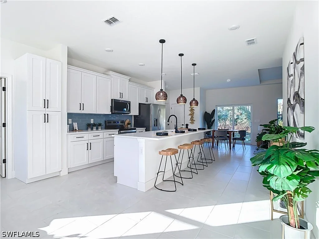 Photo of 422 Eisenhower Boulevard