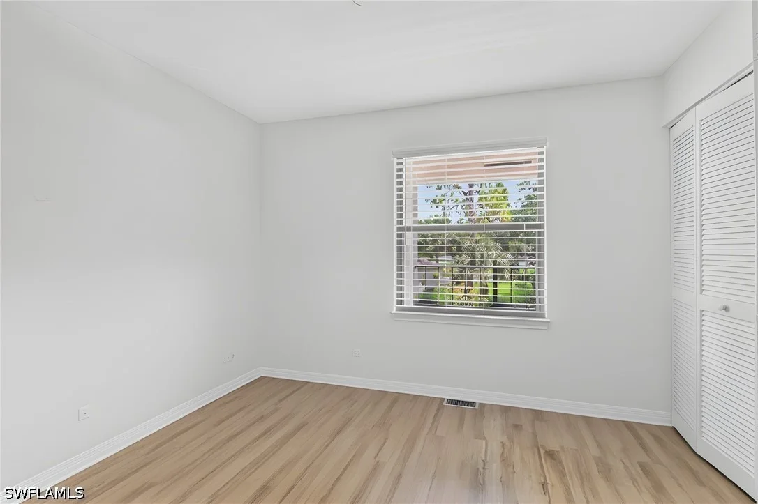 Photo of Unit 7 at 909 Augusta Boulevard
