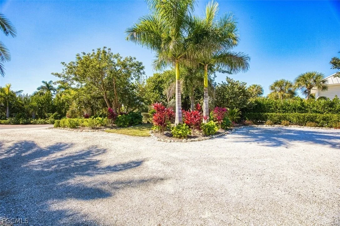 Photo of 4960 Joewood Drive