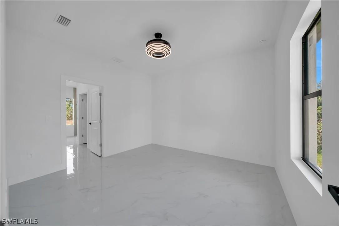 Photo of 704 Holmes Avenue