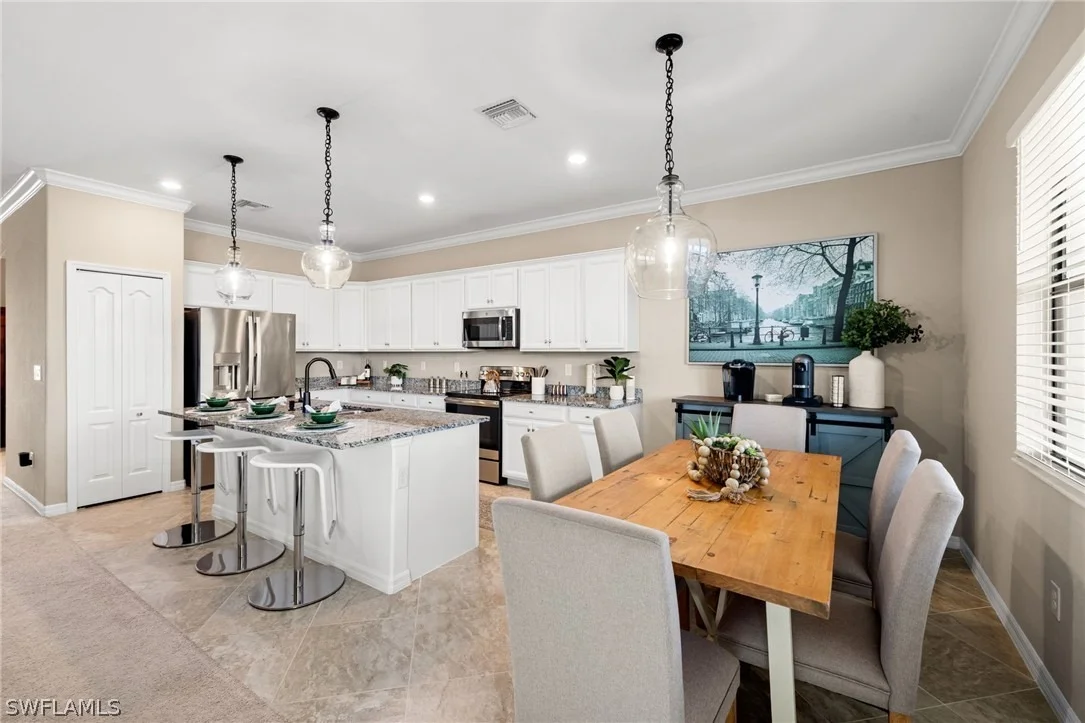 Photo of 9258 Shadow Oak Lane