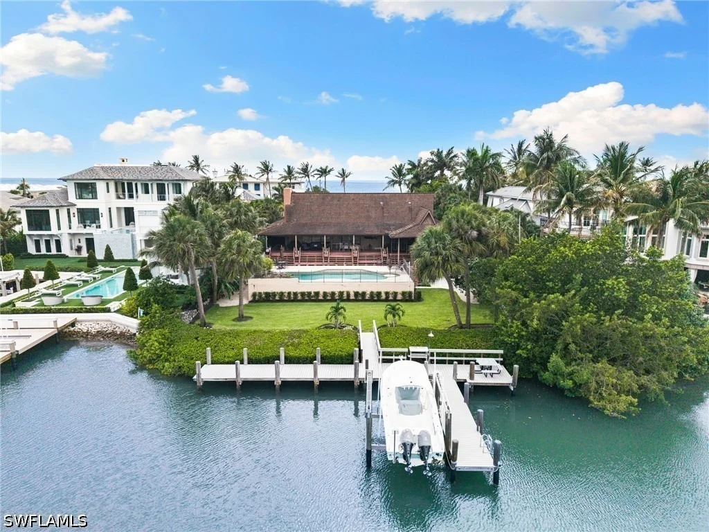 Photo of 3695 Gordon Drive
