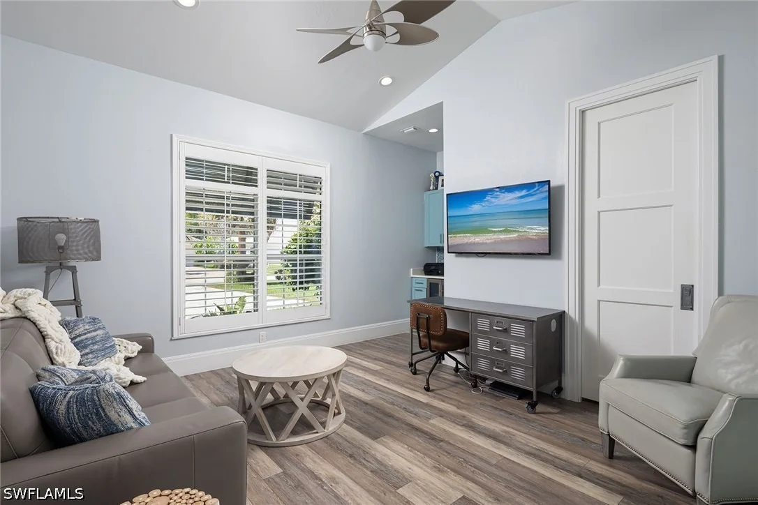 Photo of 2036 Laguna Way