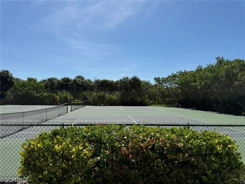 Photo of 4486 Hammock Court