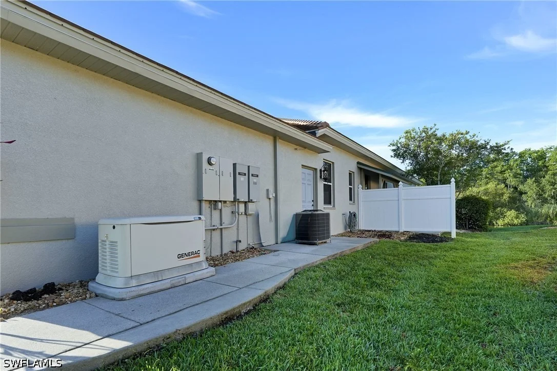 Photo of 18421 Royal Hammock Boulevard