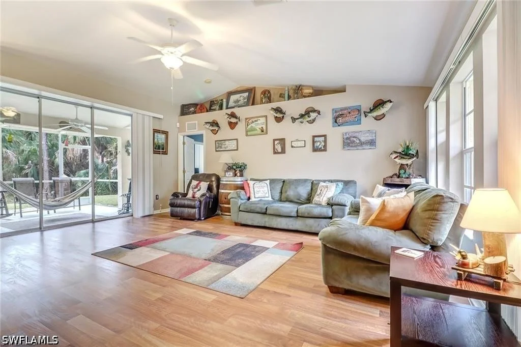 Photo of 4070 10th Avenue SE