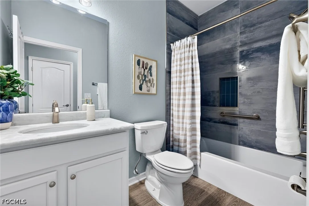 Photo of 2775 Via Piazza Loop