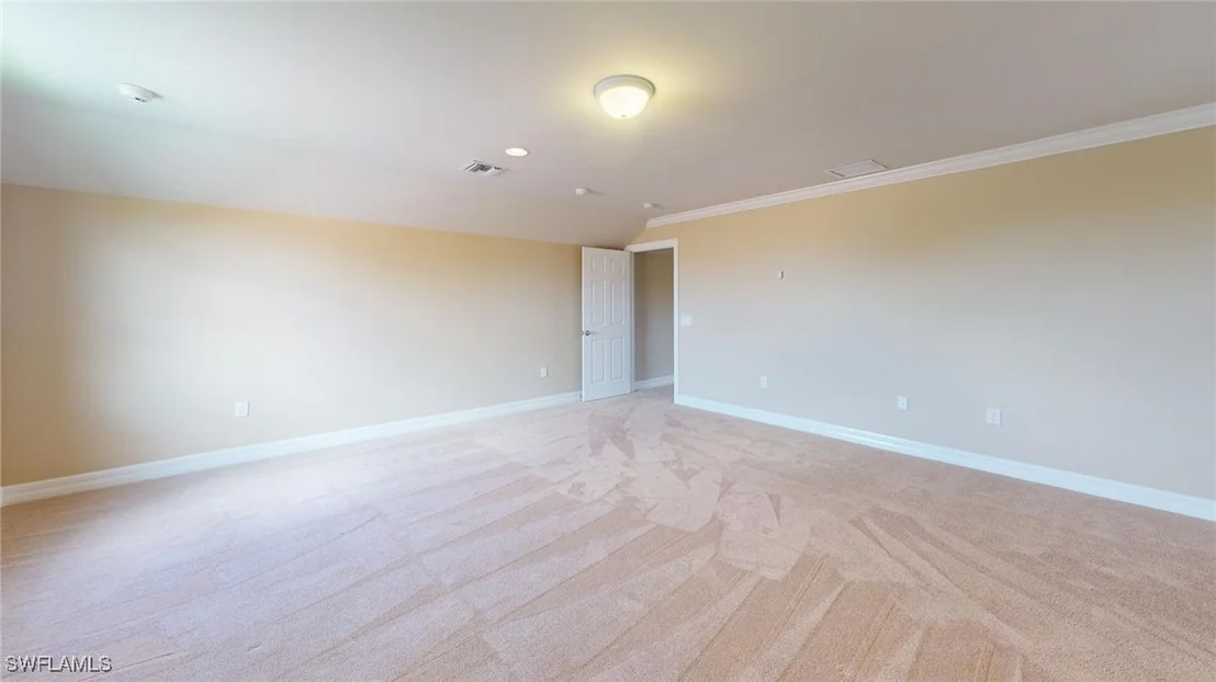 Photo of 6252 Victory Drive