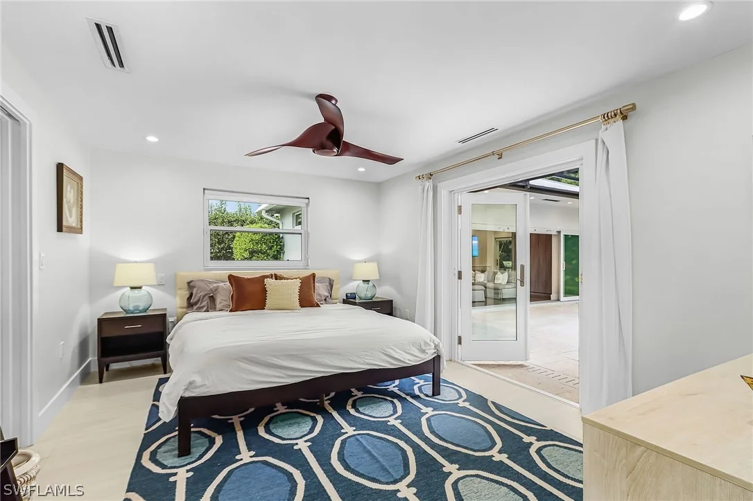 Photo of 1390 Mandarin Road