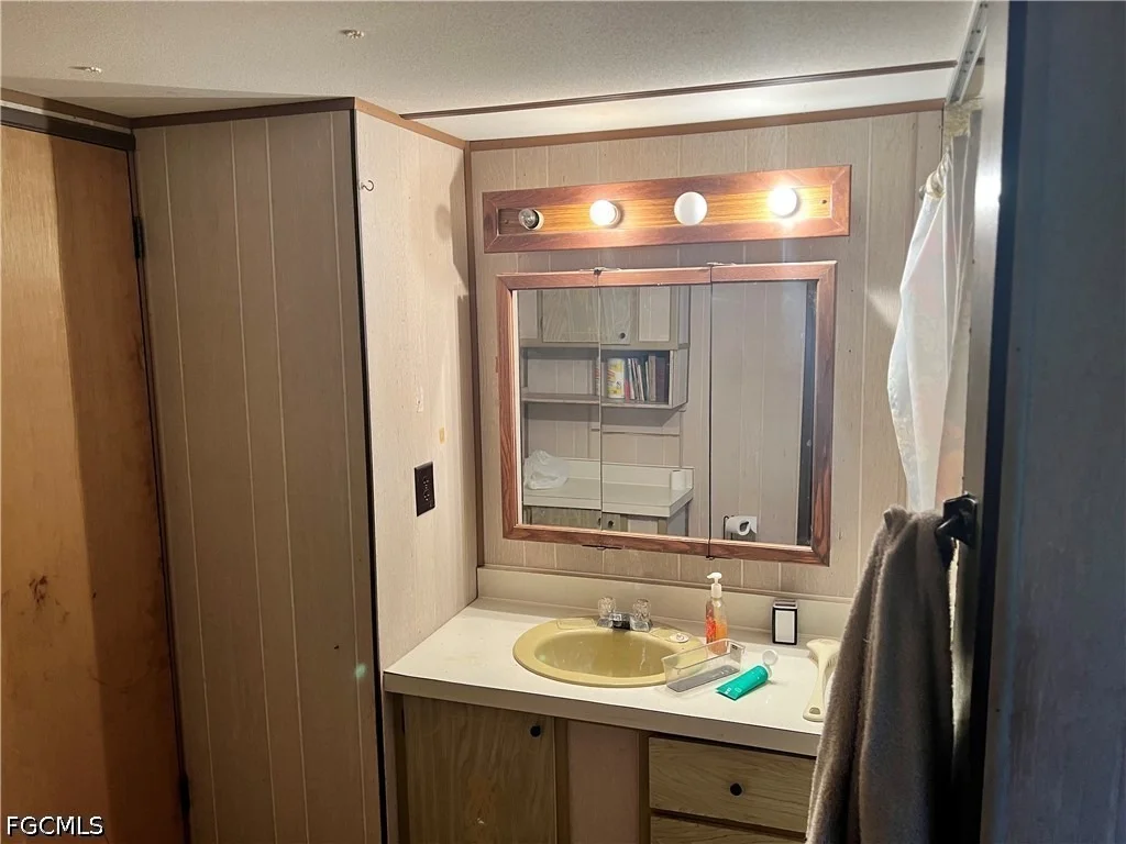 Photo of 5103 Taylor Road N